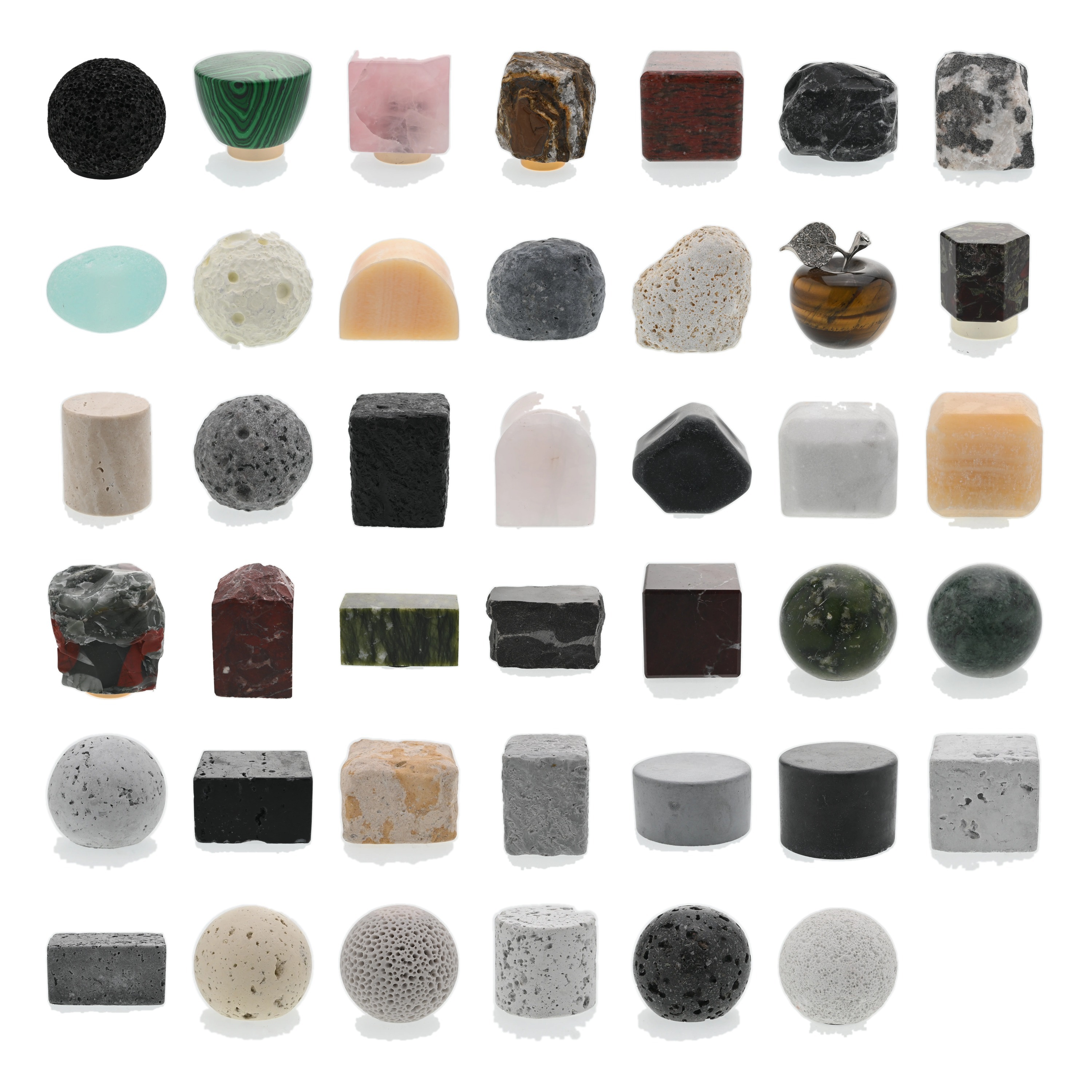 Capuchon multi-pierres