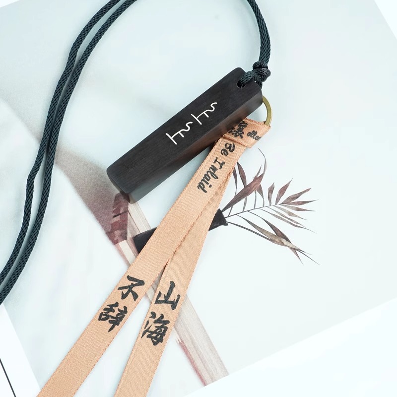 Pendentif Signature plaqué argent ébène [Pas d'exception aux montagnes