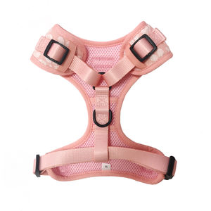 GPSトラックバッグセット付きペットハーネスの犬用アクセサリーLuxePINKフラワーアジャスタブルペットネックハーネス、リード & カラーバンドル - Product Image 4