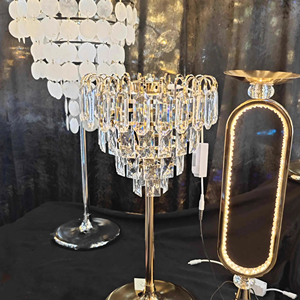 Fabrika doğrudan tedarik düğün merkezi düzeni sahne dekorasyon yeni düğün sahne galvanik masa çiçek şamdan. - Product Image 1