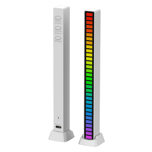 ไฟ LED 16บิต RGB ควบคุมเสียงสำหรับรถกระบะไฟจังหวะรถกระบะเปิดใช้งานด้วยเสียงสำหรับงานปาร์ตี้ประเภทแบตเตอรี่