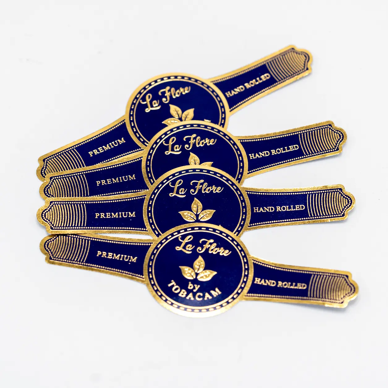 Embalaje personalizado de cigarros lámina de oro en relieve arte bandas de cigarros en relieve cigarro titular anillo etiqueta