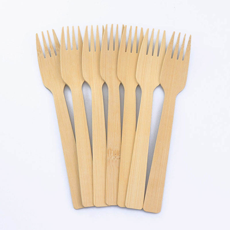 Fourchette en bambou