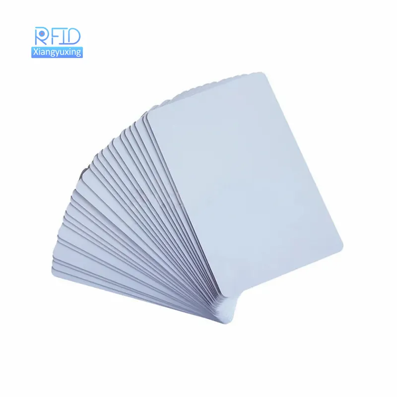 Özel yapılmış RFID 13.56Mhz kart NFC kimlik boş PVC kart iş Nfc kart