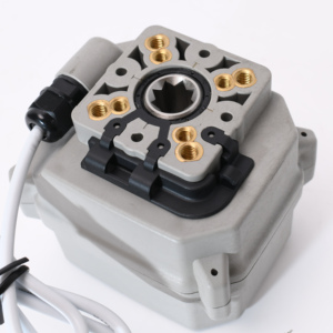A150 15 N.M 3 yollu 1-1/2 ''DN40 plastik çift Union elektrik kontrol küresel vana manuel geçersiz kılma akış kontrol cihazı ile - Product Image 4