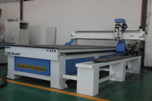 UBO 1325 3 assi acrilico legno PDF alluminio Cnc Router macchina per la lavorazione del legno con dispositivo ad albero rotante e Vacuun tavolo di adsorbimento - Product Image 5
