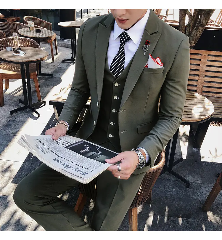 Ultimo Stile Coreano Vestiti per Gli Uomini di Disegno del Cappotto Verde Tuxedo Slim Fit Abiti Da Uomo con I Pantaloni Costume Homme