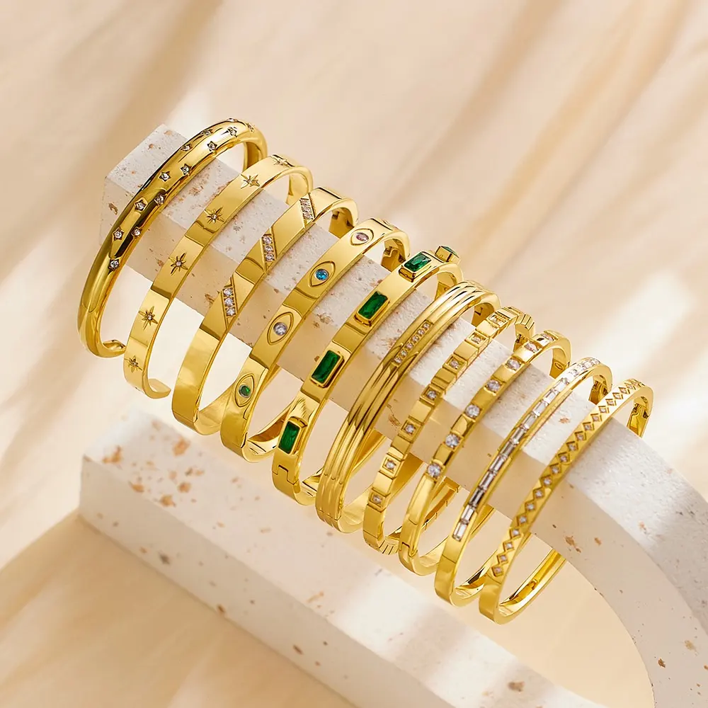 Brazalete de acero de titanio chapado en oro de 18 quilates para mujer, pulsera de circonita cúbica de acero inoxidable apilable con personalidad para mujer, regalo de joyería