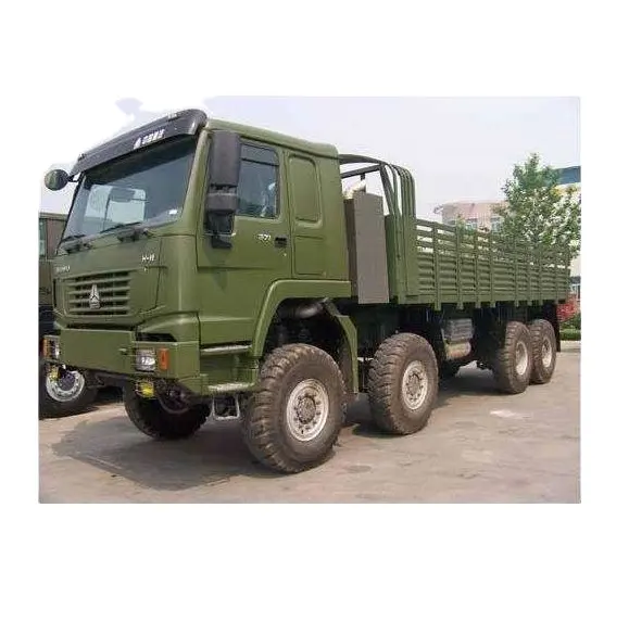 Sinotruk HOWO 4x4รถบรรทุกขับเคลื่อนทุกล้อ6-10ton รถบรรทุก ZZ2167M5227A