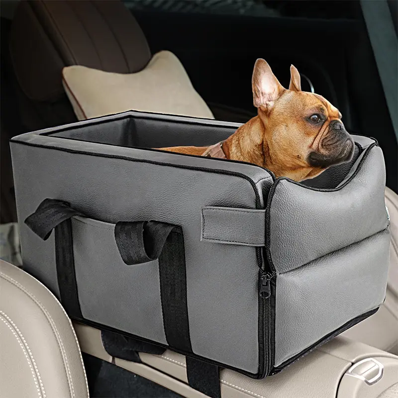 पालतू यात्रा उत्पाद pu चमड़े के जलरोधी कुत्ते कंसोल कार सीट पोर्टेबल केंद्र कुत्ते बिल्लियों के लिए कार बिस्तर