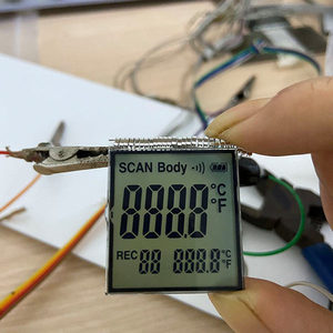 Werkseitig benutzer definierte STN Blau Weiß Negativ 7-Segment-Anzeige Alpha numerisches LCD-Modul LED Hintergrund beleuchtung 2,7 V ~ 5V für Auto-Backup-Radar - Product Image 6