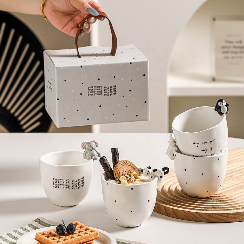 Yaratıcı seramik kupa, kahve fincanı, el bardağı. Ins tarzı sevimli karikatür yaratıcı çiftin süt ve çay bardağı hediye kutusu - Product Image 1