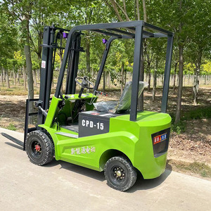 CE-geprüfte 4 X4 Hydraulic Lifting Batterie Laden und Entladen Gabelstapler Voll elektrischer Paletten stapler mit kleiner Handhabung - Product Image 4
