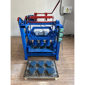 Máquina de fabricación de ladrillos de bloques huecos semiautomática de tipo fijo 4-35A equipada con línea de fabricación de ladrillos mezcladora de cinta transportadora - Product Image 5