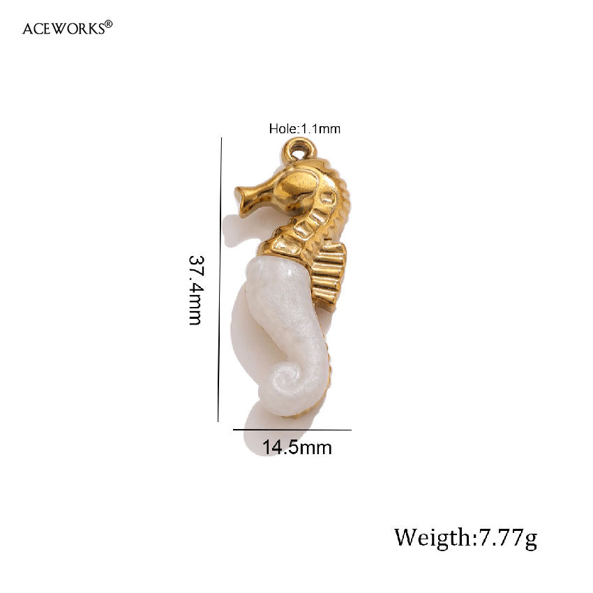 Silver Seahorse Charm