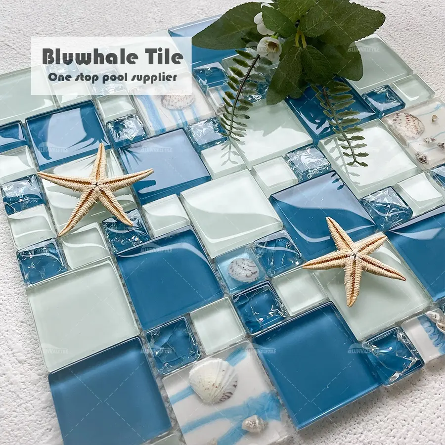 Mattonelle di mosaico blu quadrate all'ingrosso Shell Conch Resin Mix Crystal Mosaic Glass Tile piscina 8mm mosaici di vetro moderni