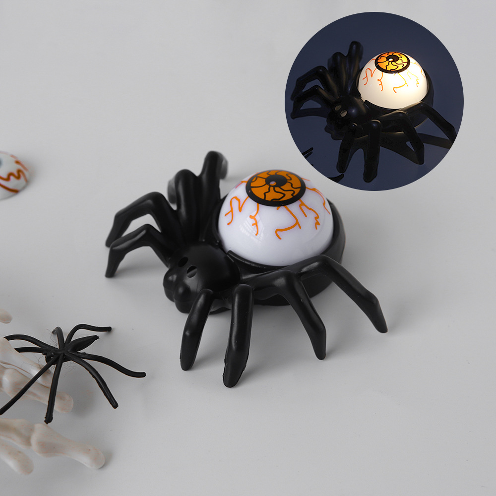 Araignée à lunettes orange