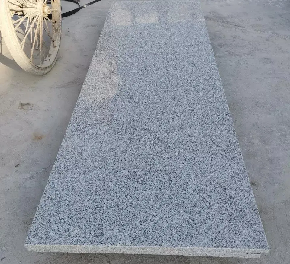 Granit gris clair G603 pour carreaux de sol, plaques de comptoir en pierre de pavage, taille personnalisée
