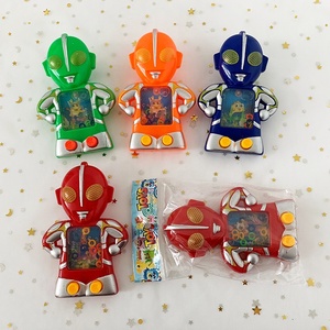 Plastik Robot su oyun makinesi elde kullanılır oyun konsolu oyuncaklar - Product Image 1