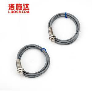 DC waterproof low current Multiple easy installation 3-4mm distances measurement M12 <strong>Analog</strong> proximity <strong>sensor</strong> - Product Image 5