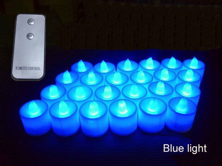Bougie blanche avec lumière bleue