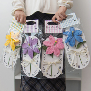 Bán Buôn Dệt Tay <span class=keywords><strong>Lily</strong></span> Hoa Crochet Bó Hoa Nhân Tạo Dệt Kim Trang Trí Với Hoàn Thành Cái Nhìn Cho Món Quà Ngày Của Mẹ Cho - Product Image 6