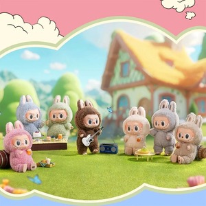 Yüksek kaliteli Labubu bebek ilk nesil Mart anahtarlık Macaron kör kutu peluş oyuncak vinil canavar kökenli Labubus LaBubu