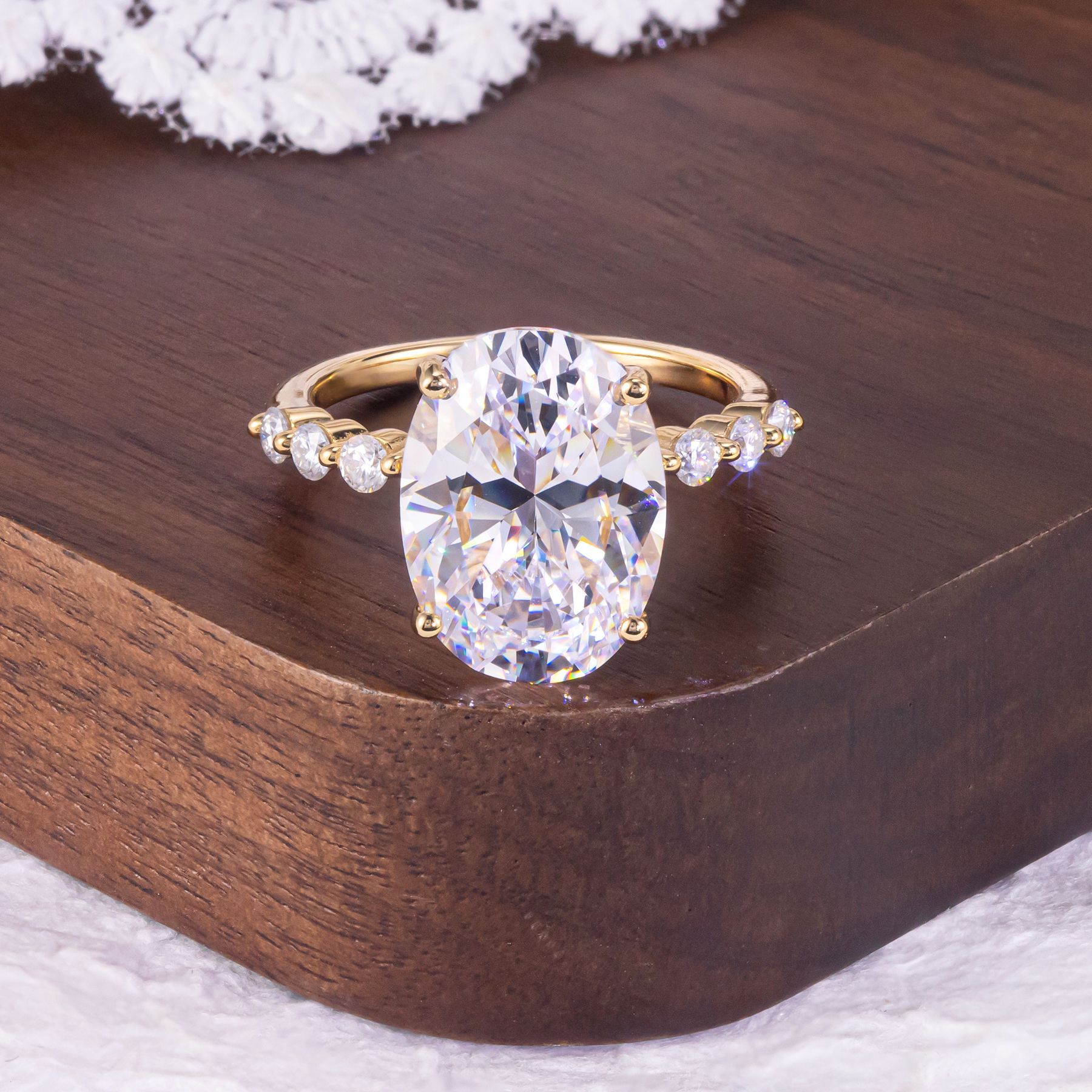 Bague ovale en moissanite 8 carats
