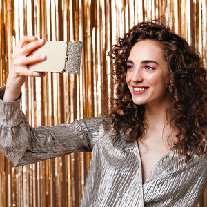 Girly elmas ruj Mini taşınabilir şarj hızlı şarj güç bankası iPhone 15 Pro Max Android cihazlar tip-c bağlantısı - Product Image 4