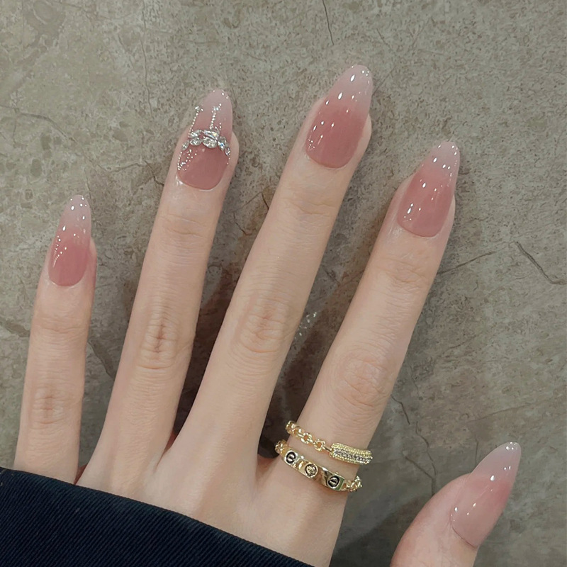 BY1840 Silver Chain Cream