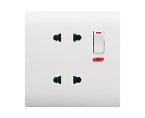 Interruptor de pared multifuncional Enchufe estándar Yaki UK, 4 entradas, 1 vía, Control de palanca, salida eléctrica de múltiples orificios - Product Image 3