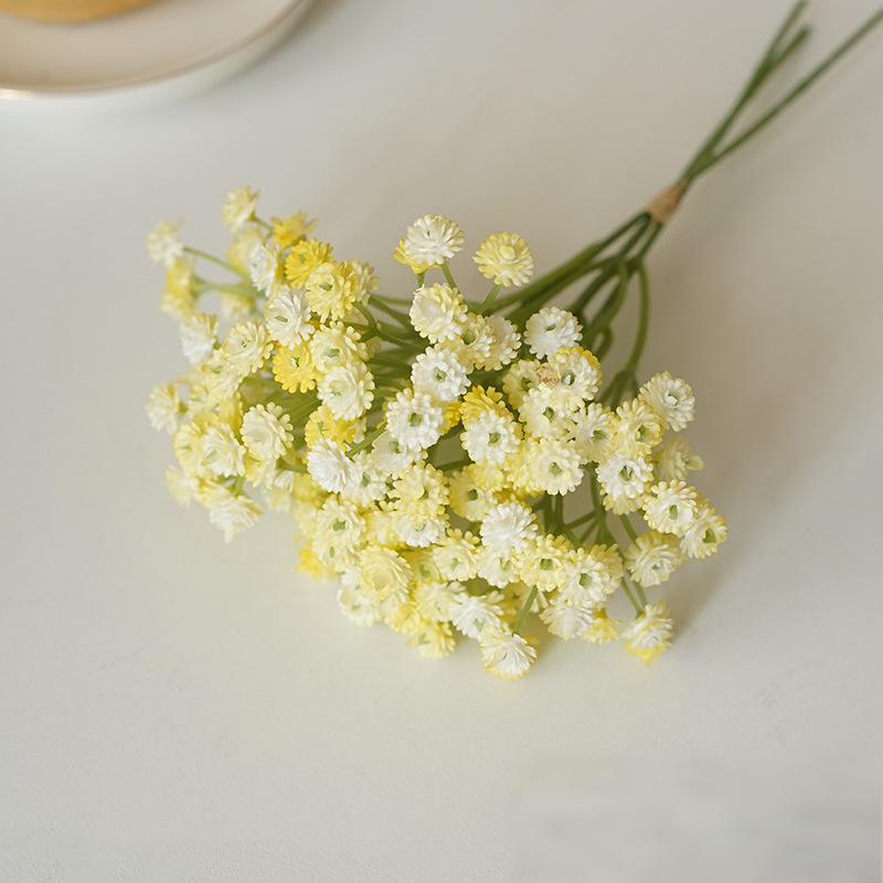 สีเหลือง