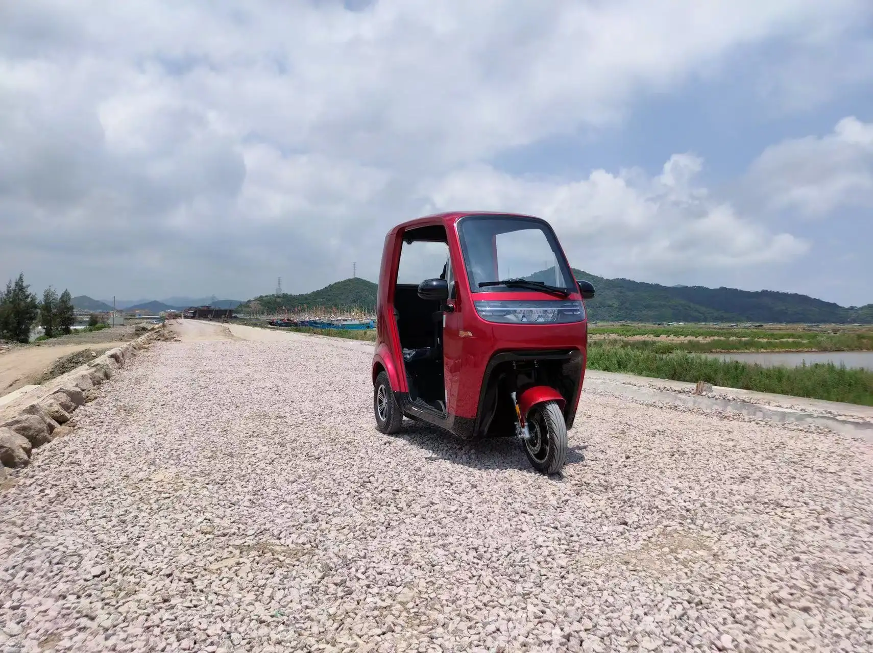 Ruote calde Scooter elettrico per adulti Mini auto famiglia veicolo elettrico con 2 posti 60v triciclo