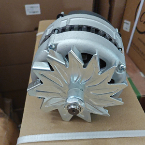 ディーゼルエンジンスペアパーツ28V40A発電機04103903 01183441 04103903 for Deutz 2011 1011