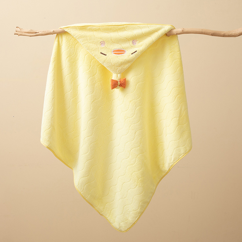 Pollito amarillo con diseño en forma de S.