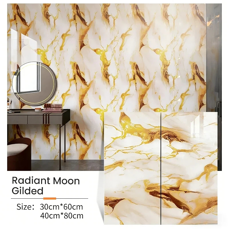 Lune rayonnante dorée
