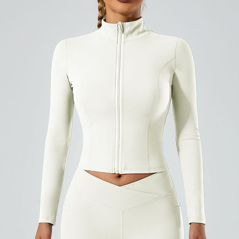 เสื้อโค้ท-สีขาว