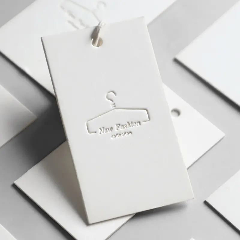 Etiqueta de etiqueta colgante de reciclaje ecológica de buena calidad con logotipo impreso en 3D personalizado para ropa