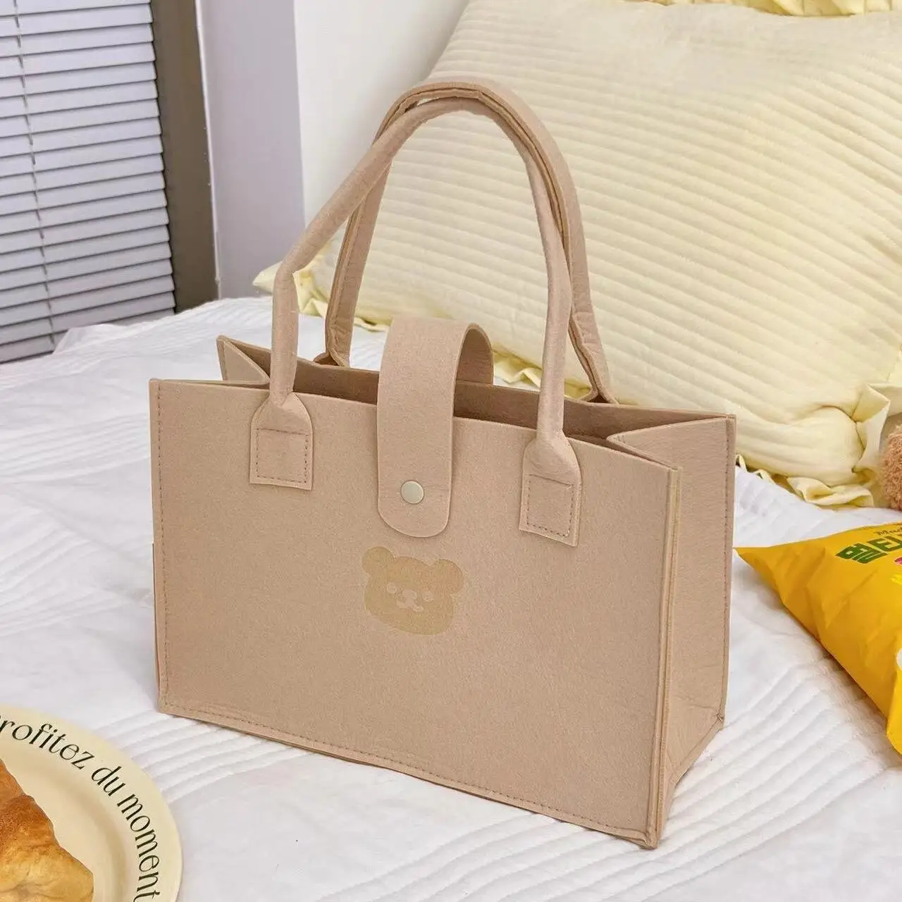 Bolsa de presente de feltro criativa para presente de aniversário infantil, bolsa de viagem fashion feminina para compras e festas, ideal para venda imperdível