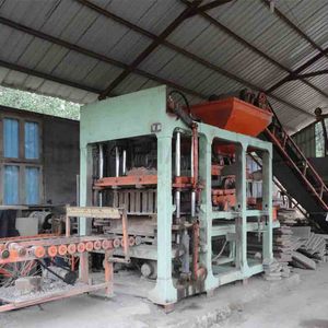 QT4-15C машина для производства бетонных кирпичей - Product Image 4