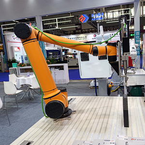 Automatische Befestigungs lösung für Hochgeschwindigkeits-Roboter-Schraub maschinen mit Echtzeit-Sicht führung - Product Image 5