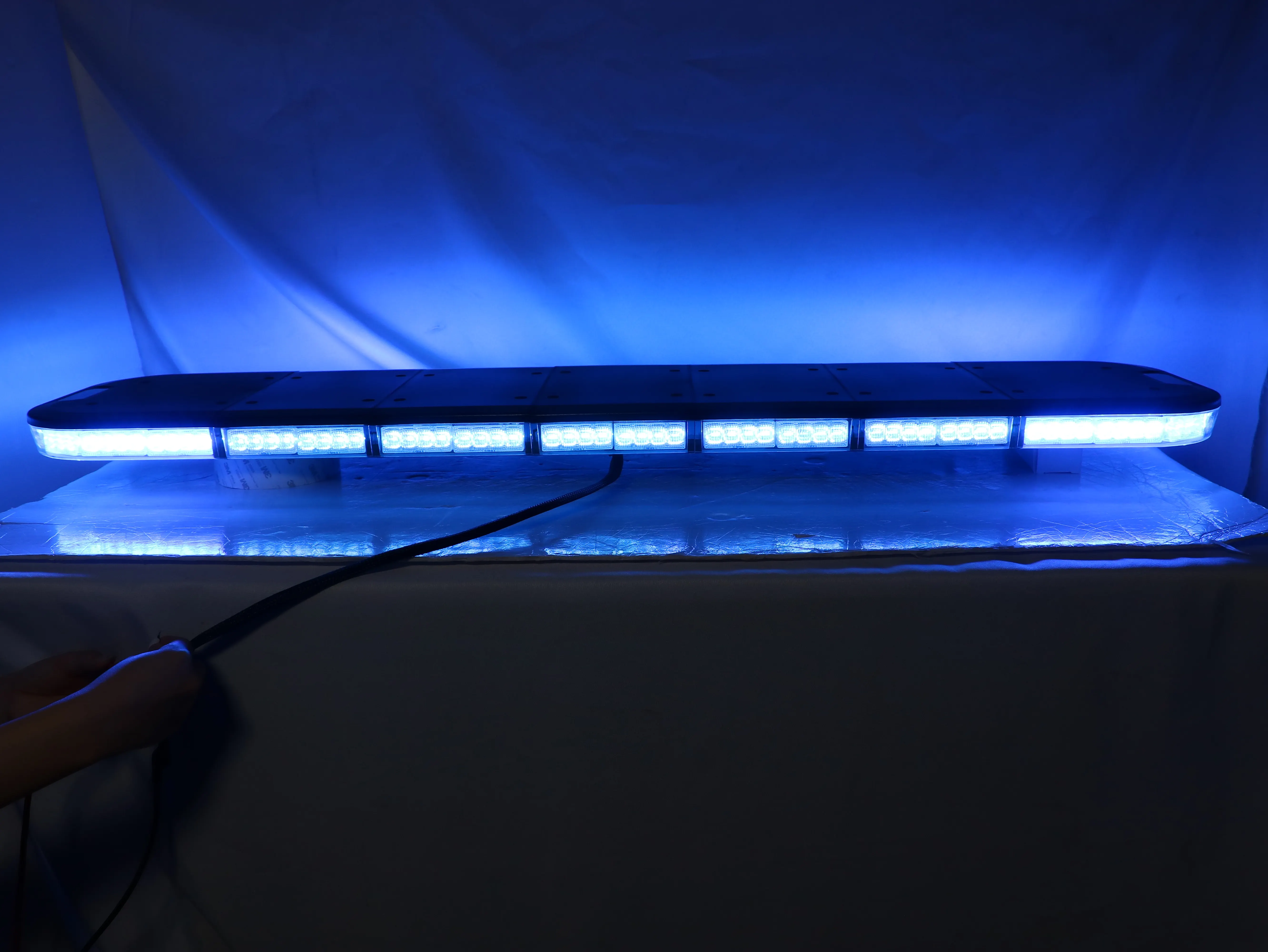 47 ''Hoge Zichtbaarheid Stroboscoopverlichting Veiligheidsvoertuigen Noodlicht Bar R65 Ambulance Lichtbalk Met Verkeersadviseur Functie