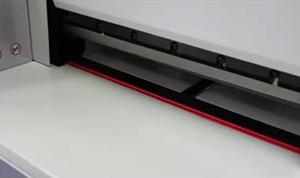 <strong>LCD</strong> High Quality <strong>Program</strong> Controlled Brand Most Popular <strong>Display</strong> Automatic Electric Paper Cutting Machine - Product Image 4