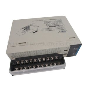 CQM1 Serie SPS PAC & dedizierte Controller mit Programmlogik-Steuerung CQM1-CIF02 CQM1-C1F02L CQM1-CPU137"