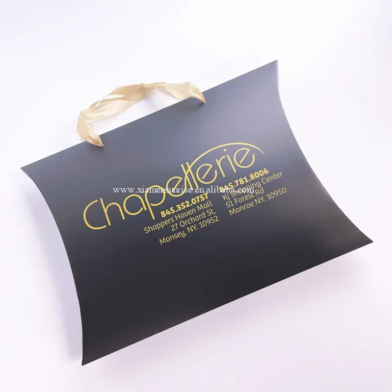 लक्जरी कस्टम तकिया मामले बॉक्स पैकेजिंग कागज बॉक्स के लिए टी शर्ट अंडरवियर पैकेजिंग पेपर बैग पैकेजिंग टोपी रिबन संभाल के साथ