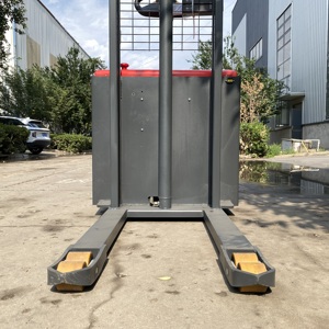 Electric Stacker Semi-electric Stacker Lift <strong>Pallet</strong> Forklift 1 Ton 1.5 Tons 2 TonsVehicle <strong>Loading</strong> and <strong>Unloading</strong> Tools - Product Image 5