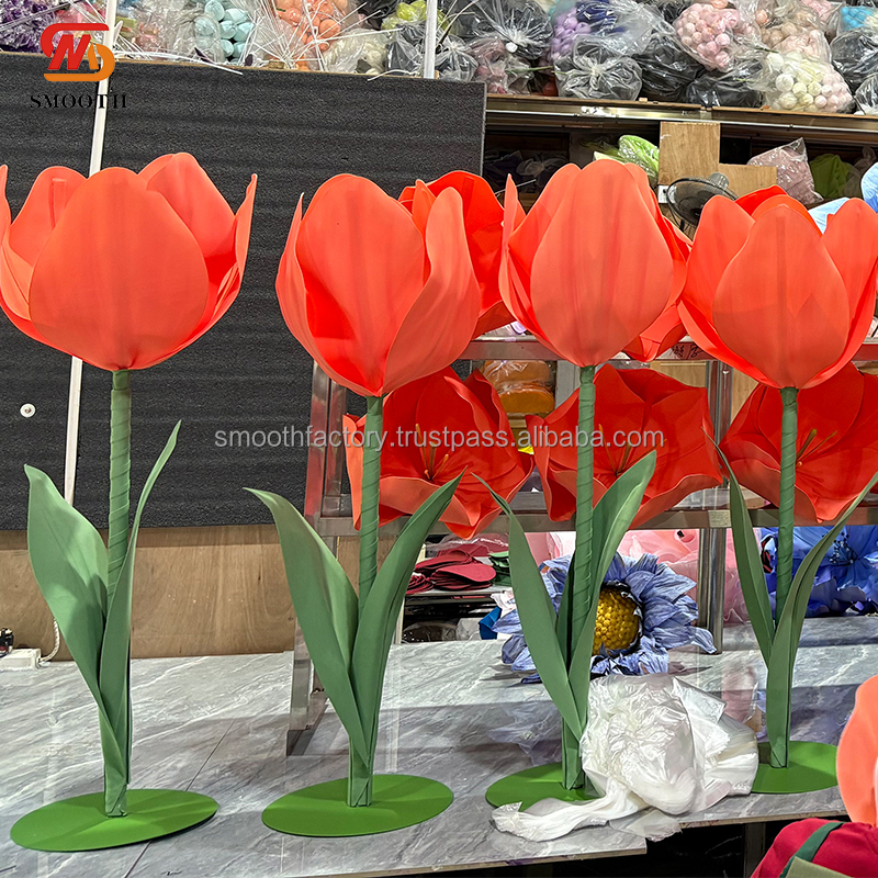 สีแดง