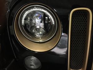 ไฟหน้า LED ขนาด7นิ้ว6000K กันน้ำ