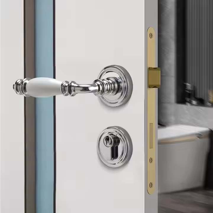 Porcelaine blanche + Chrome brillant (CP)
