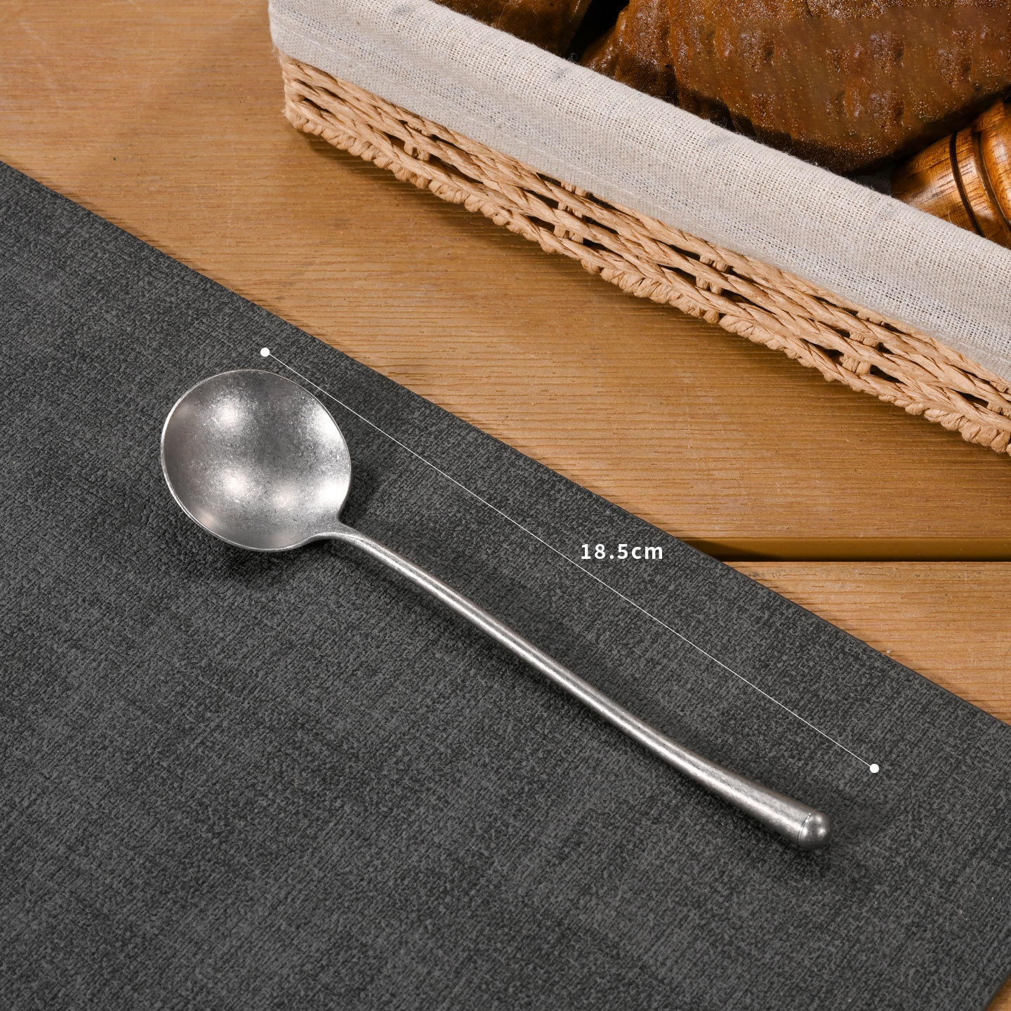 Dessert spoon -- retro silver